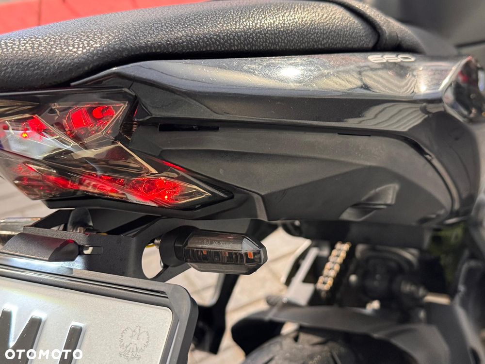 Kawasaki Z 650 - 12