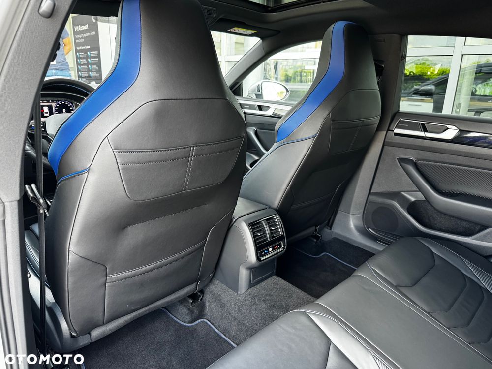 Volkswagen Arteon 2.0 TSI 4Motion R DSG - 11