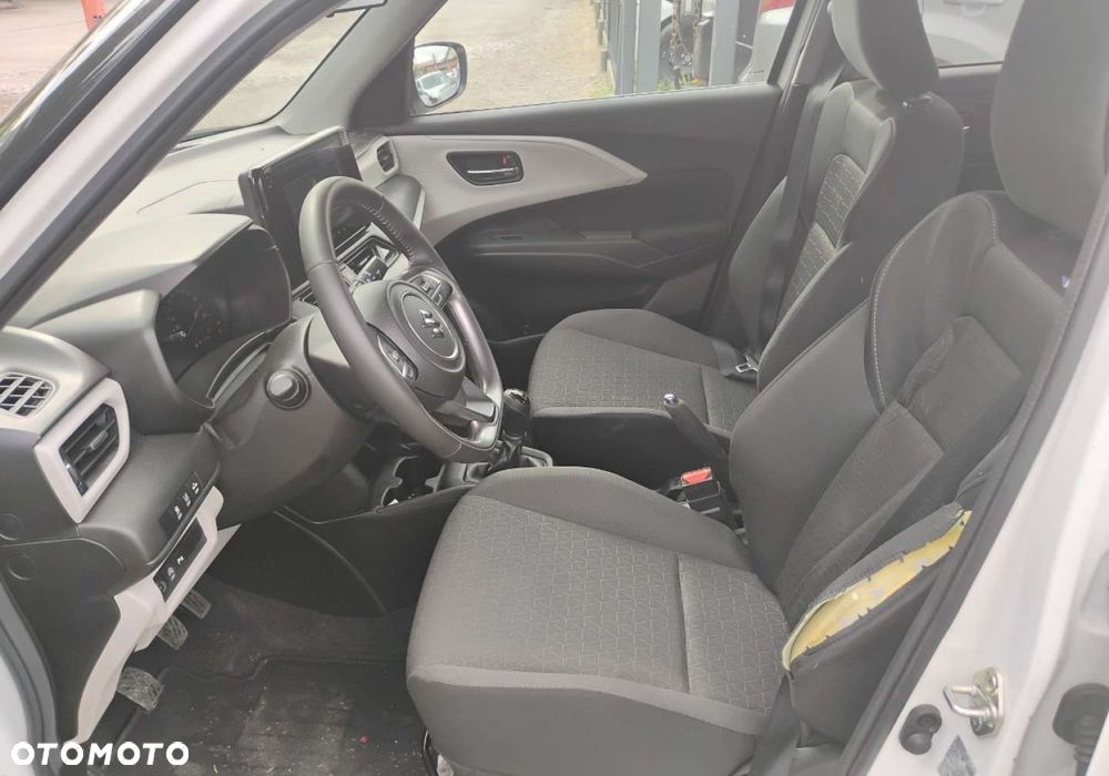 Suzuki Swift - 8