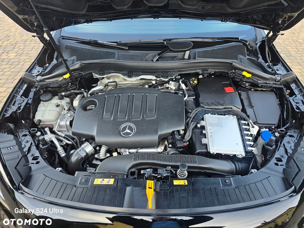 Mercedes-Benz GLA 200 d 8G-DCT AMG Line - 17