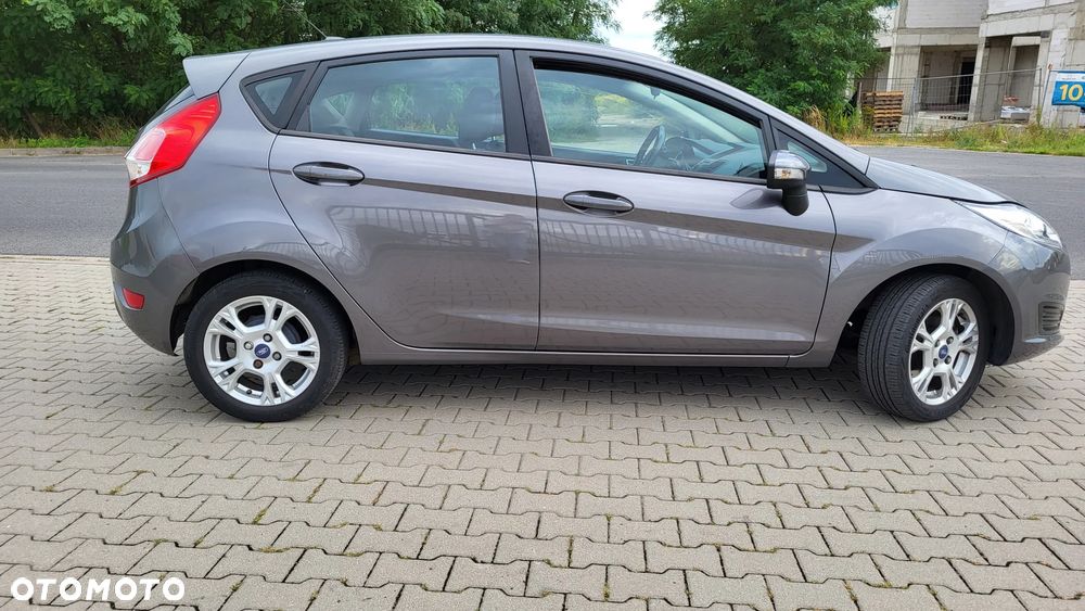 Ford Fiesta - 2
