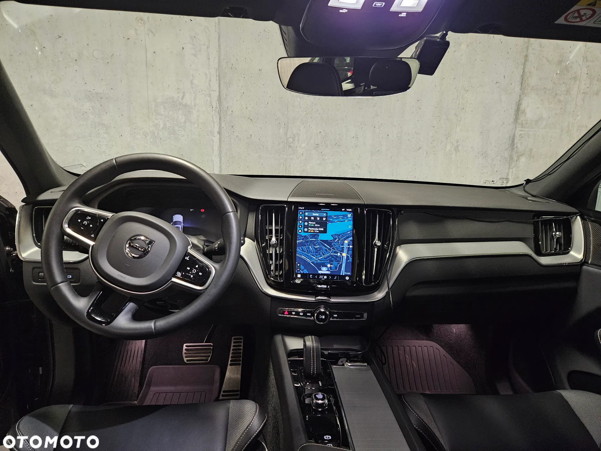 Volvo XC 60 T4 R-Design - 8