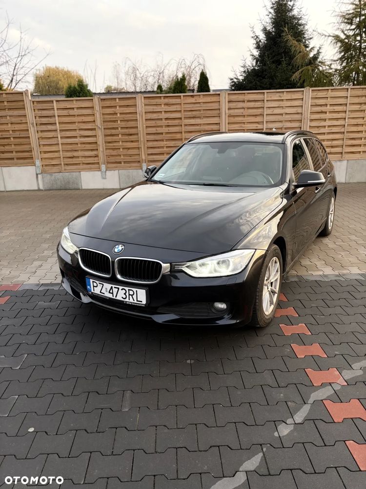 BMW Seria 3 318d Blue Performance Sport Line - 2