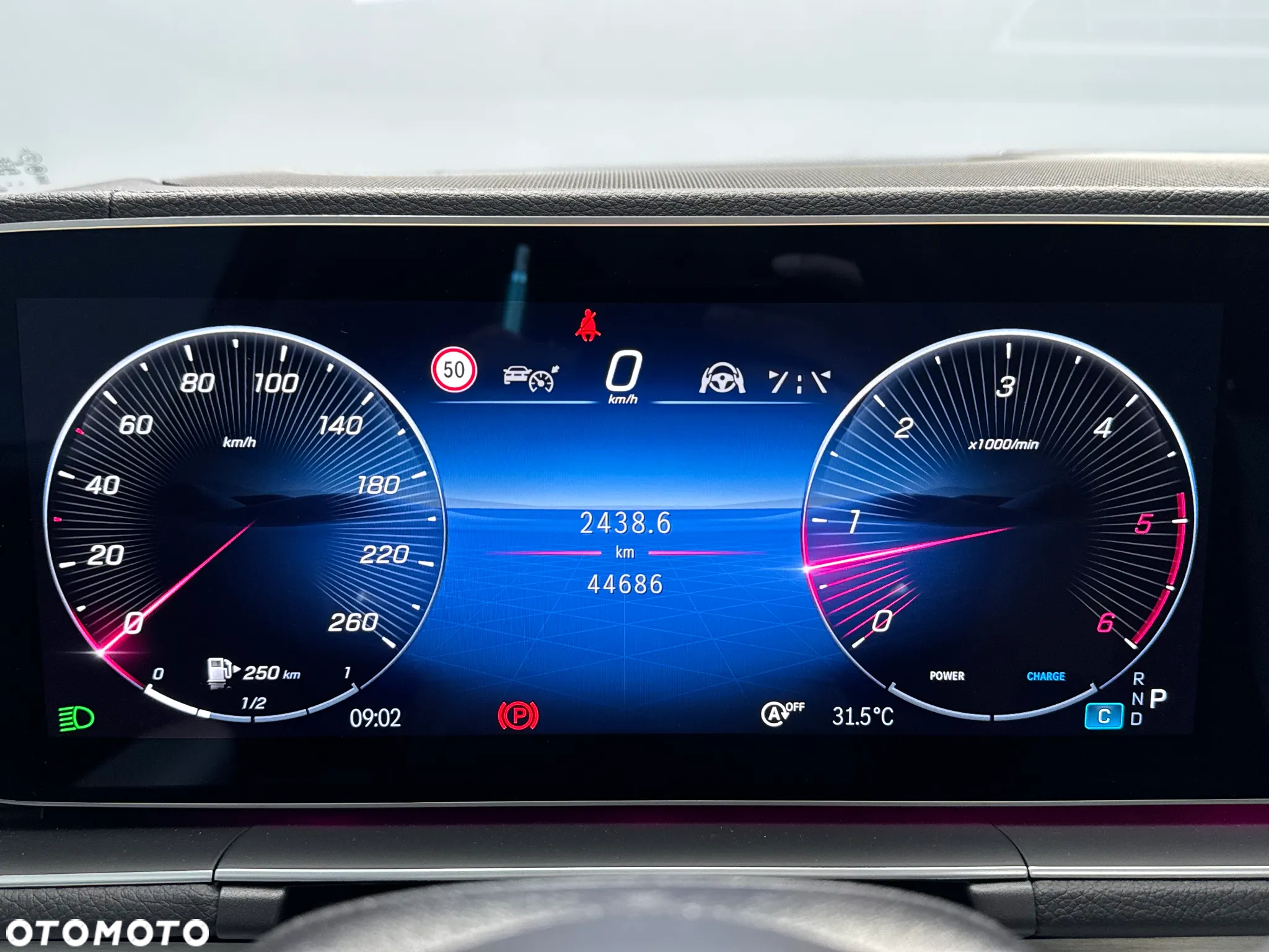 Mercedes-Benz GLE - 14