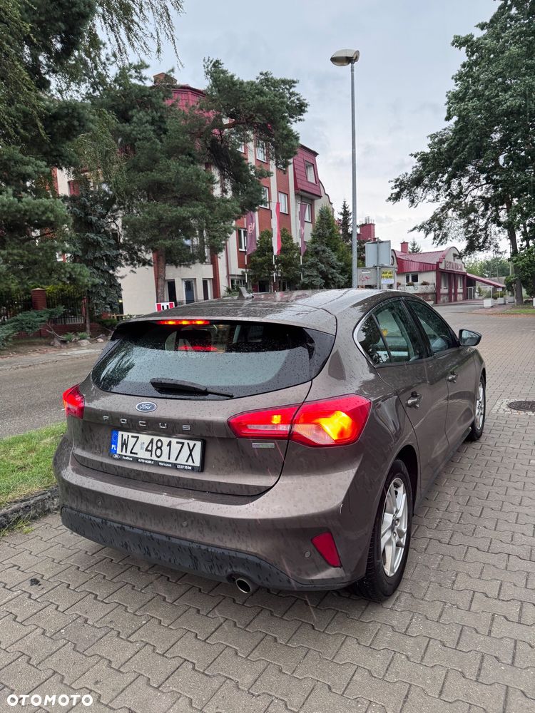 Ford Focus 1.0 EcoBoost Trend Edition Business - 11