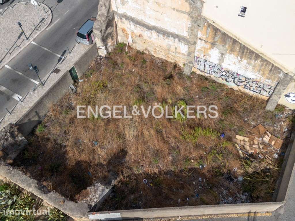 Terreno para construção no Beato junto ao rio - Grande imagem: 2/25