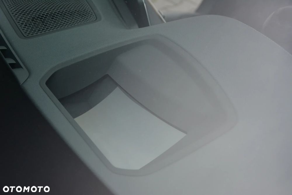 BMW Seria 7 - 30