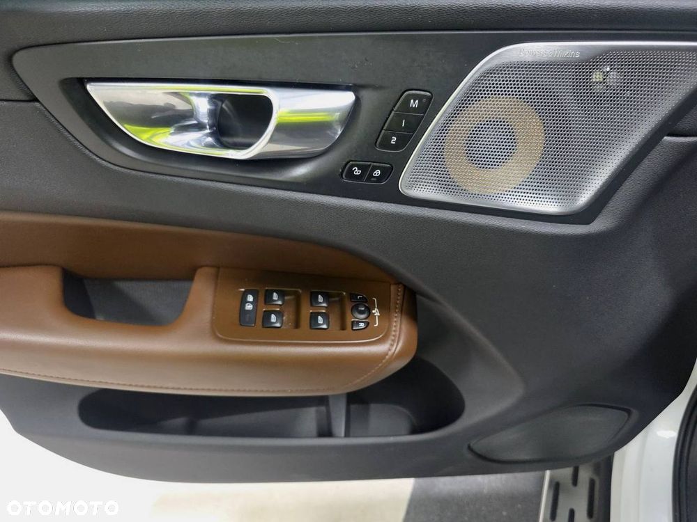 Volvo XC 60 T6 AWD Geartronic Inscription - 10