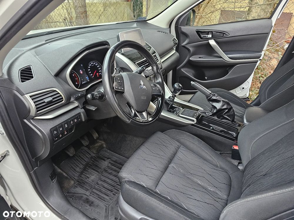 Mitsubishi Eclipse Cross 1.5 T Intense - 38