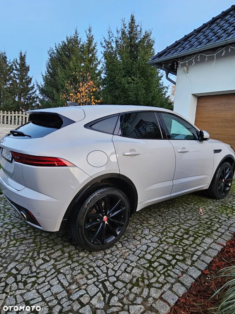 Jaguar E-Pace D150 R-Dynamic - 2