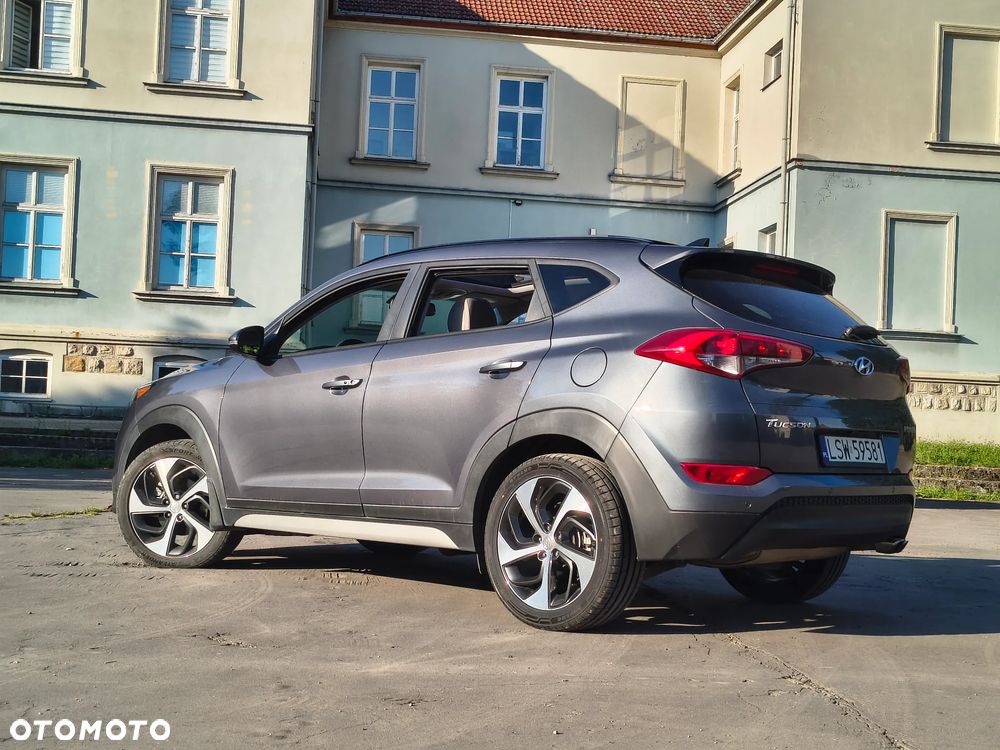 Hyundai Tucson - 4