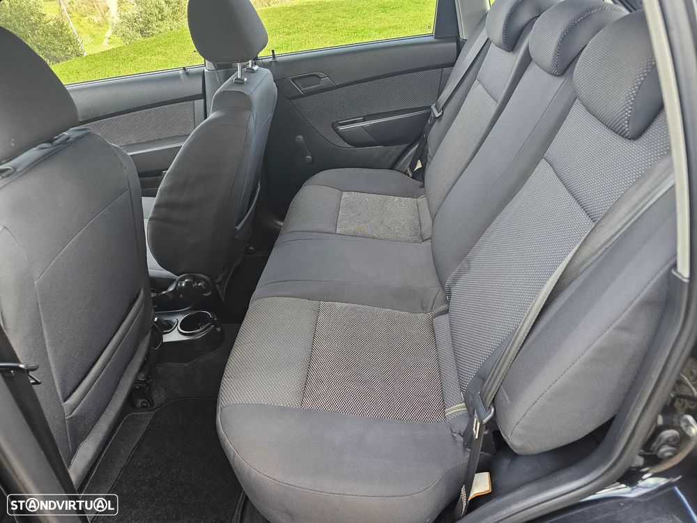 Chevrolet Aveo 1.2 LT - 18