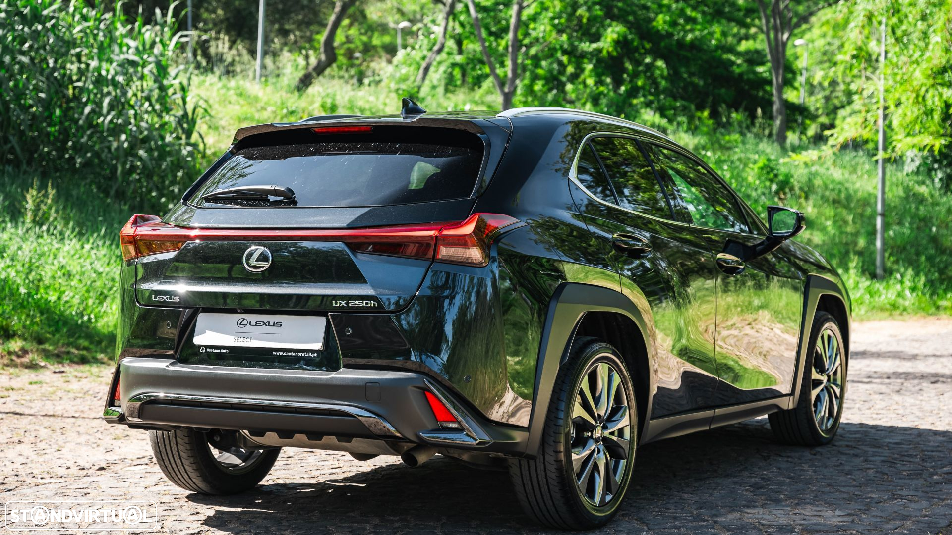 Lexus UX 250h Sport (Ecrã 12.3) - 5