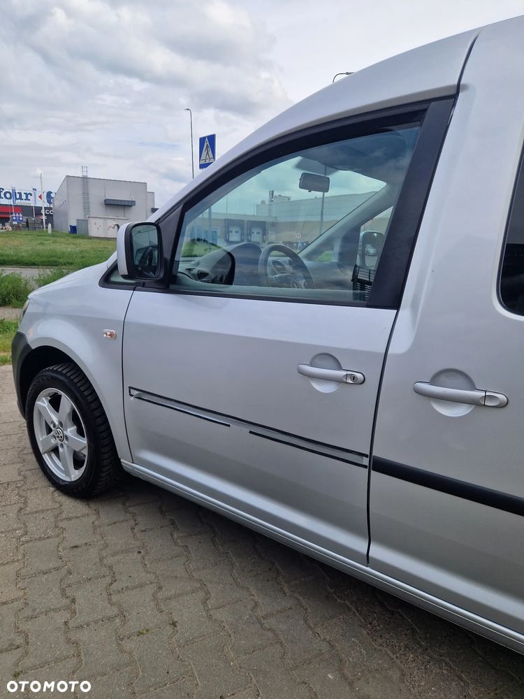 Volkswagen Caddy Maxi Trendline BMT - 23