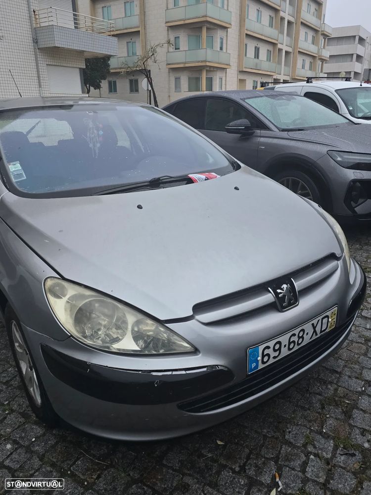 Peugeot 307 1.4 16V Executive - 1