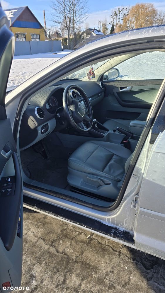 Audi A3 Sportback 1.4 TFSI Ambiente S tronic - 2