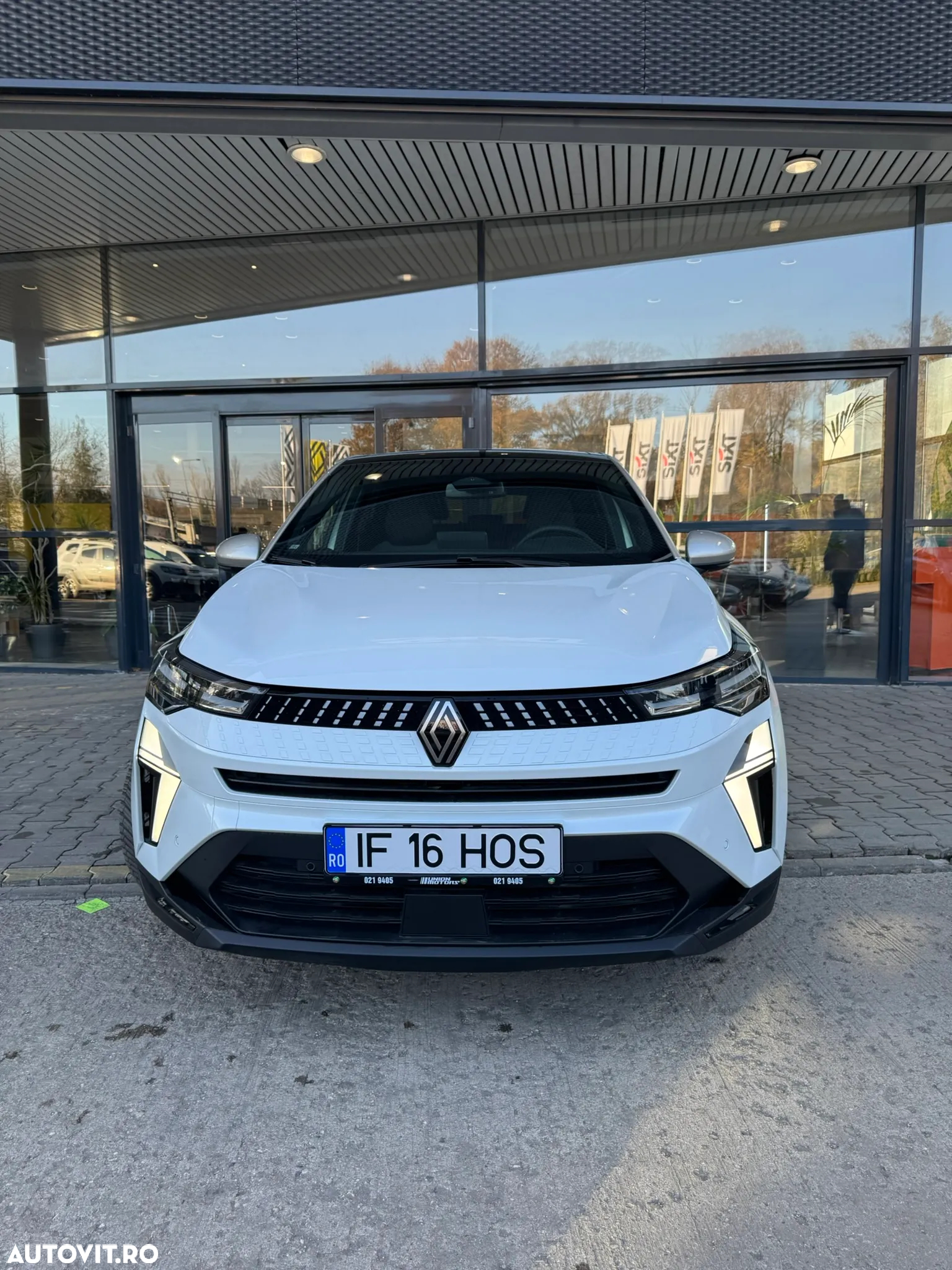 Renault Captur E-TECH Full Hybrid 145 Techno - 2