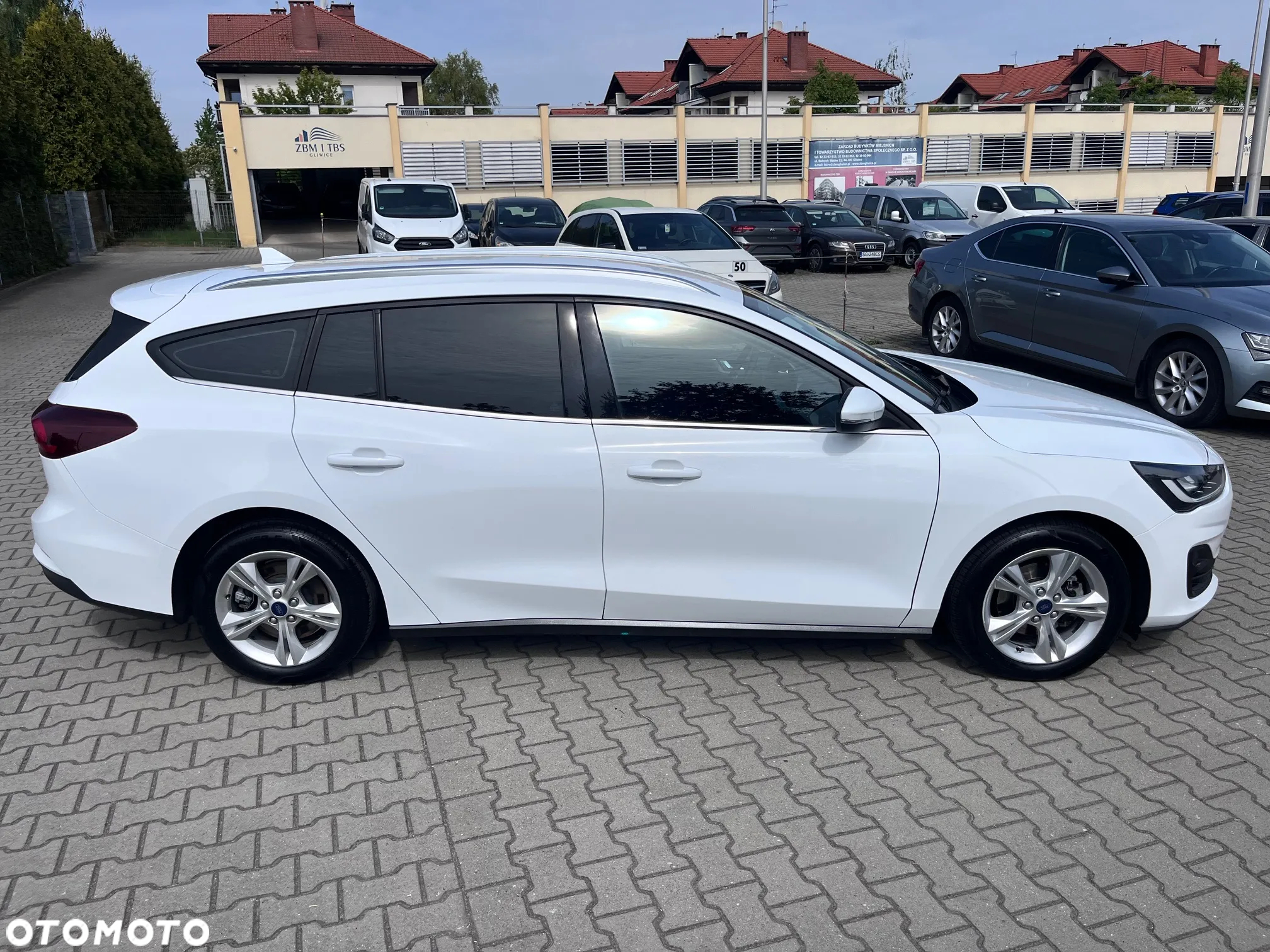 Ford Focus 1.5 EcoBlue Start-Stopp-System TITANIUM EDITION - 3