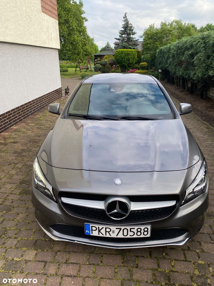 Mercedes-Benz CLA 220 (CDI) d 4Matic 7G-DCT Urban - 4