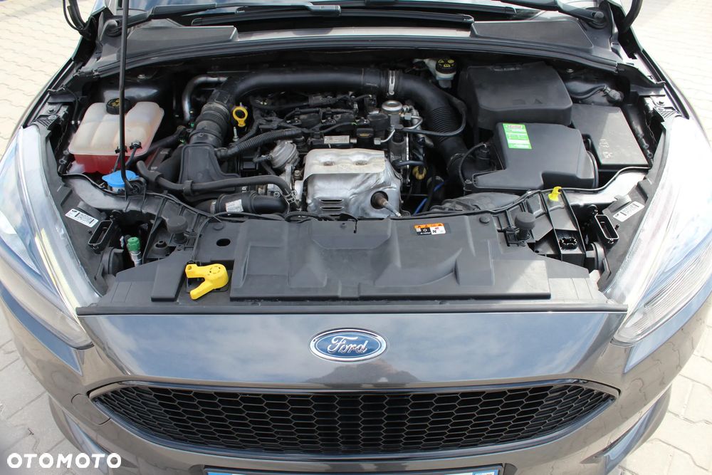 Ford Focus 1.0 EcoBoost Start-Stopp-System ST-LINE STYLE - 33
