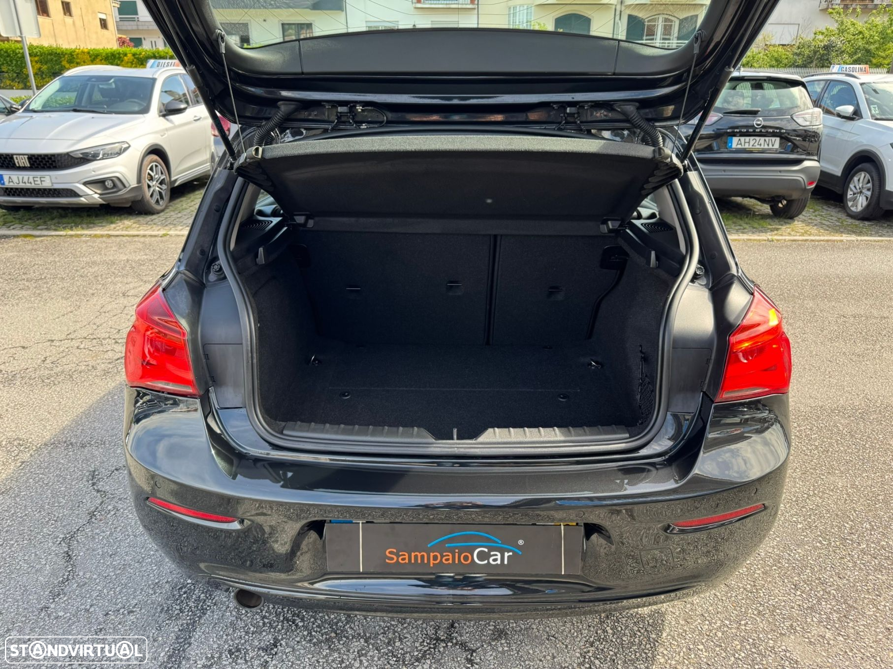 BMW 116 d Line Sport - 13