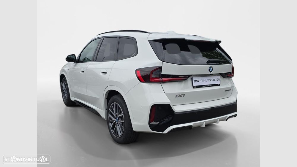 BMW ix1 xDrive30 Pack Desportivo M - 5
