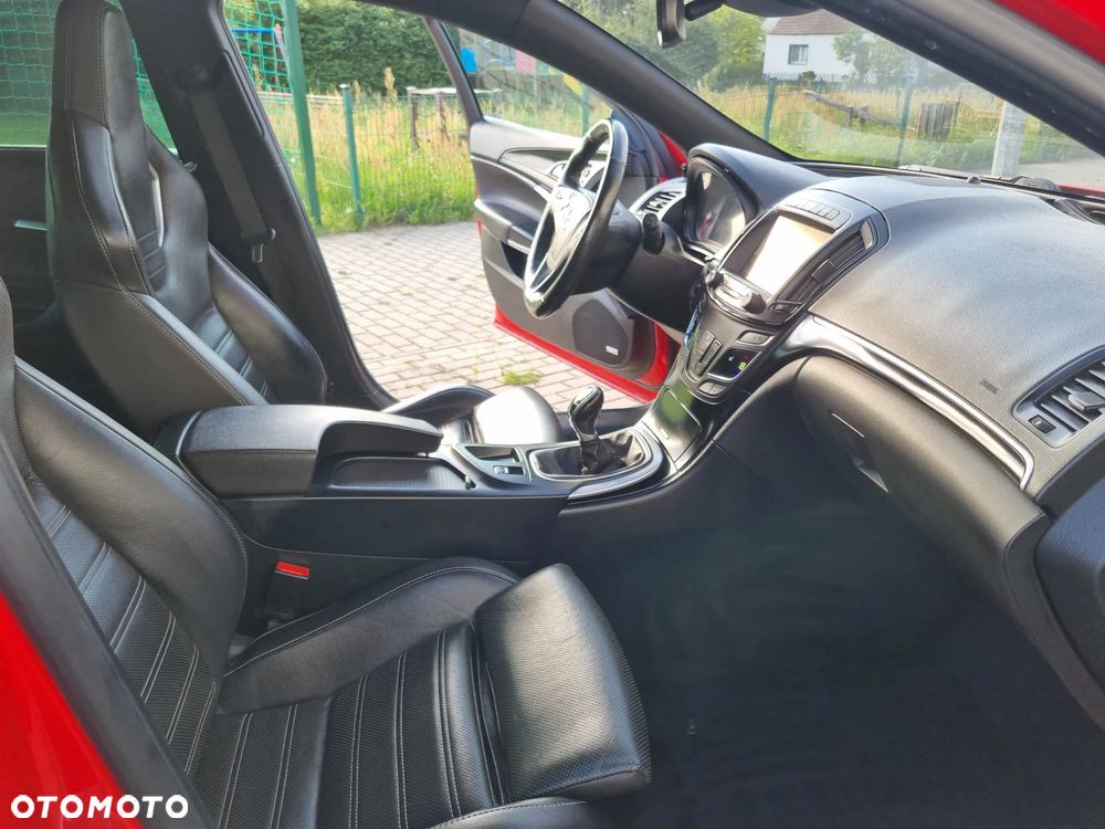 Opel Insignia - 22