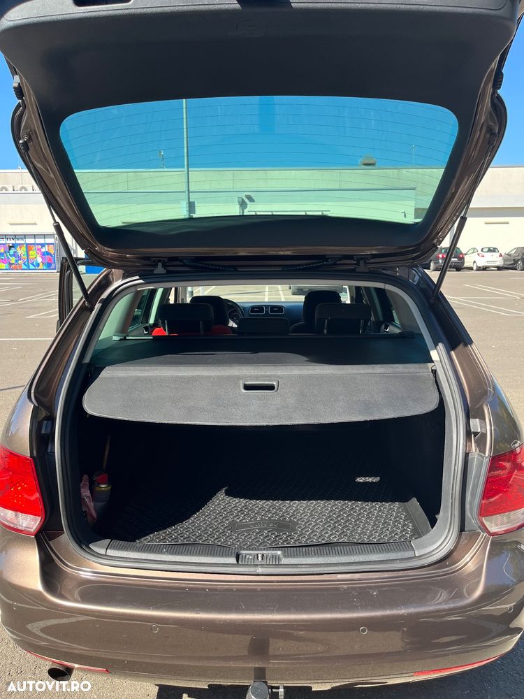 Volkswagen Golf - 16