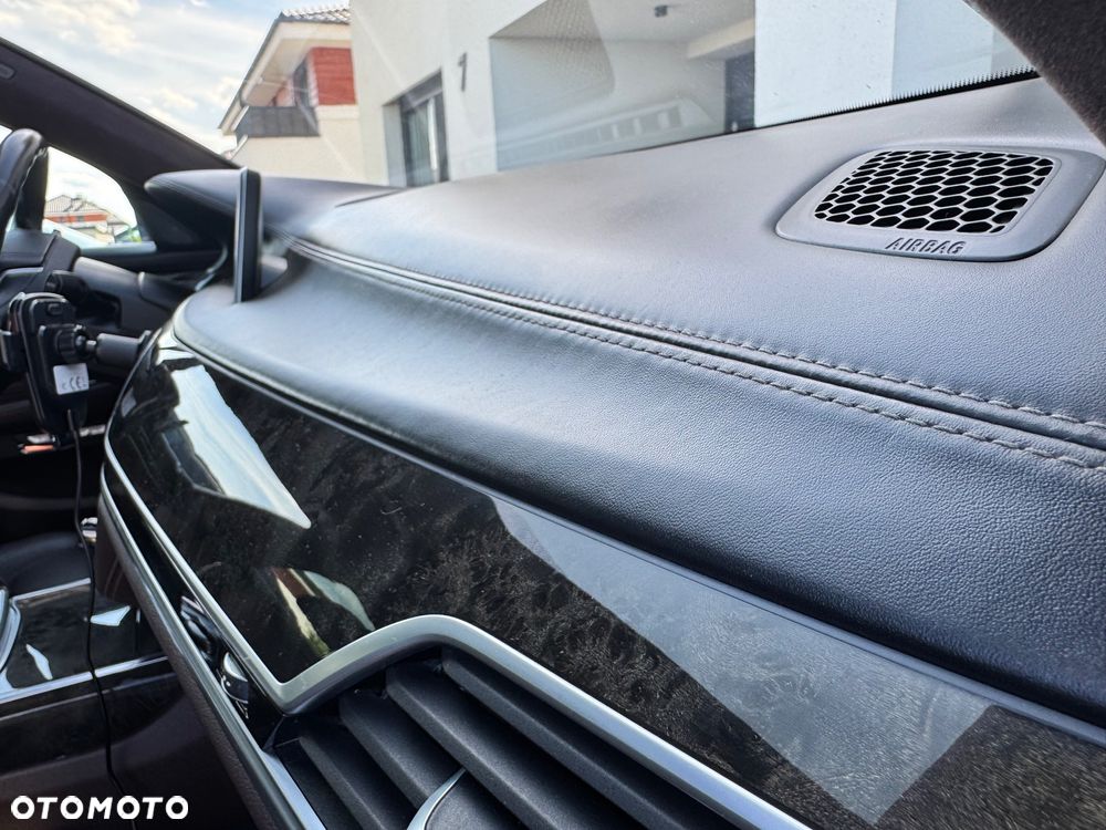 BMW Seria 7 730d xDrive - 31