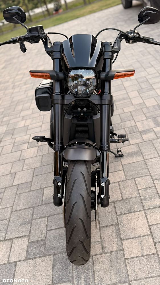 Harley-Davidson Softail FXDR - 3