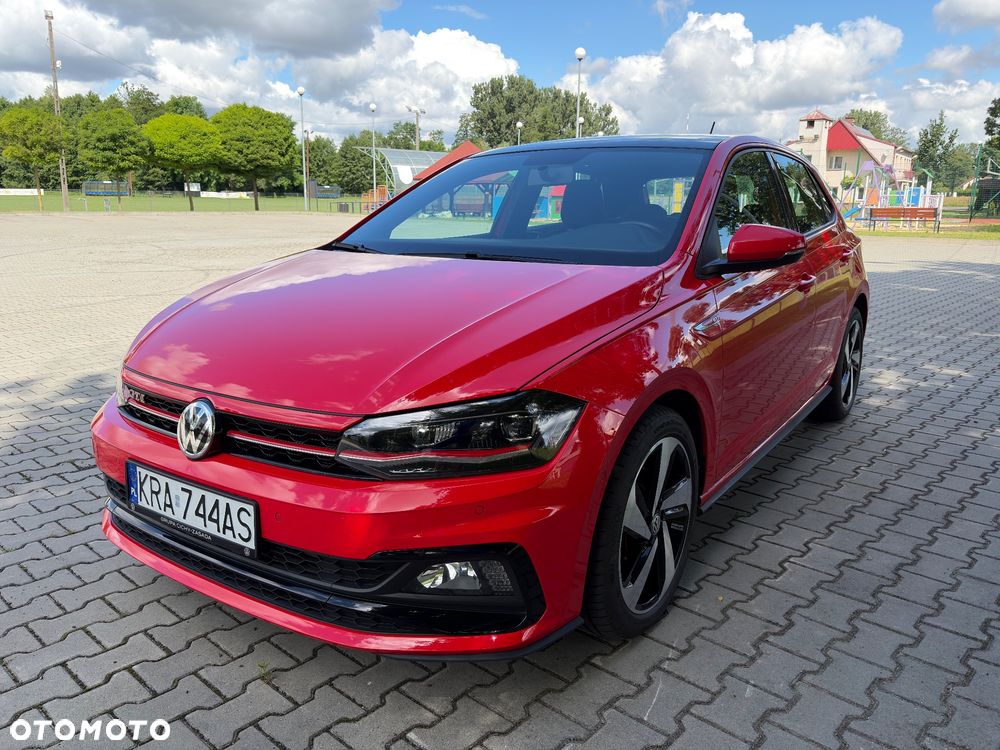Volkswagen Polo - 2