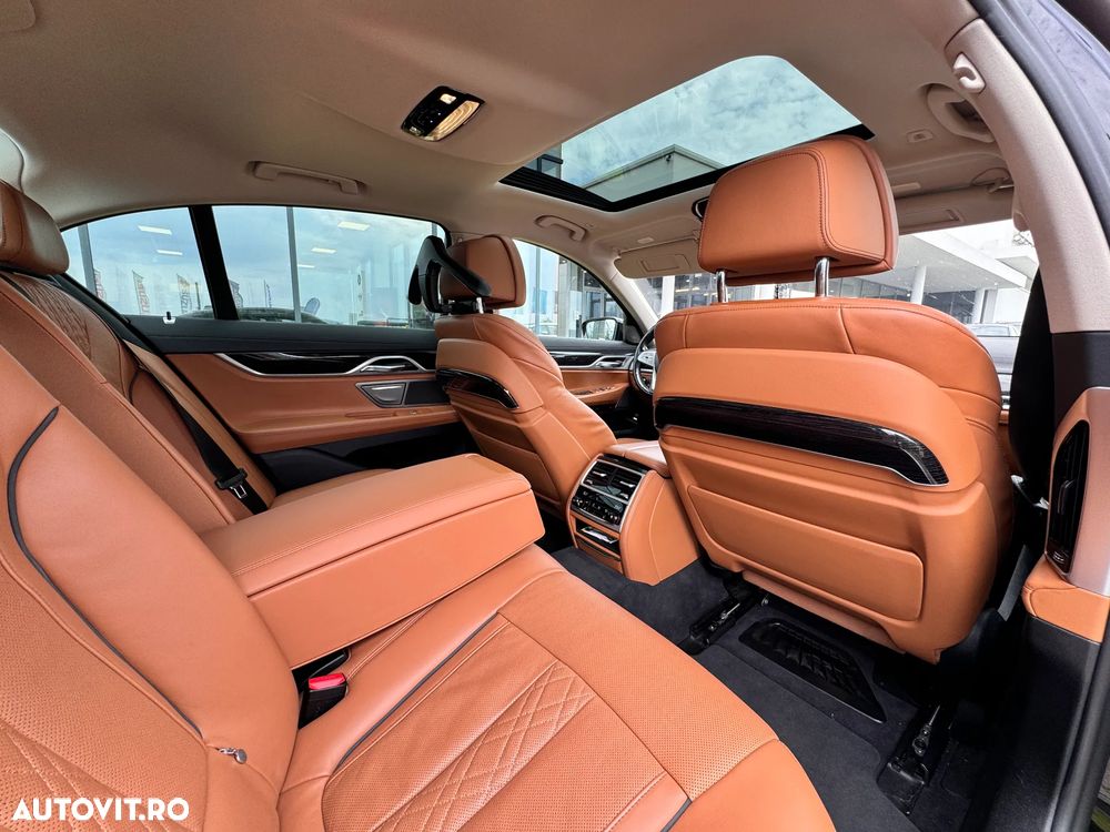 BMW Seria 7 740d xDrive - 25