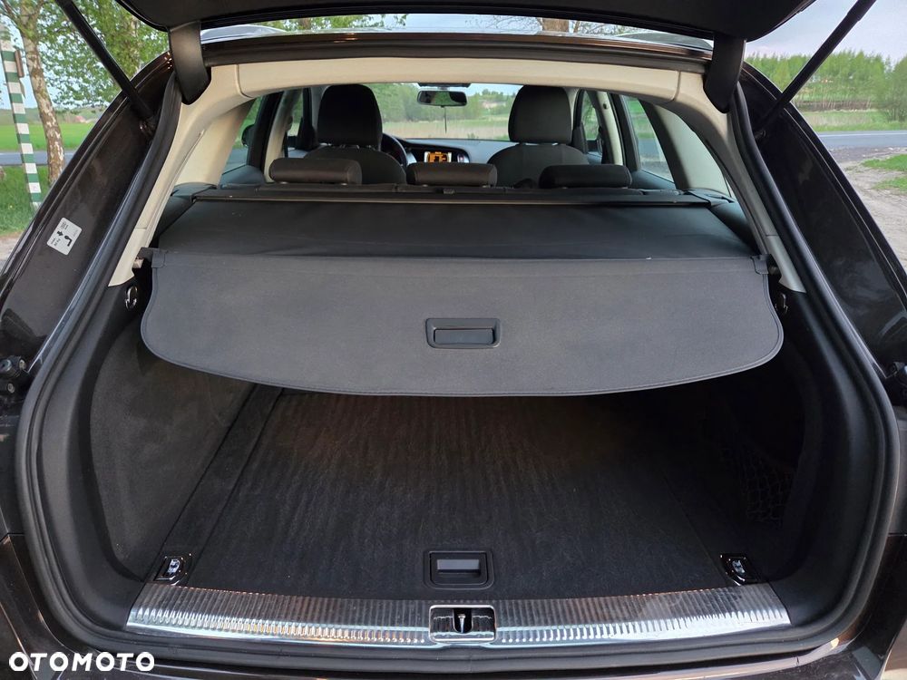 Audi A4 Avant 2.0 TDI - 4