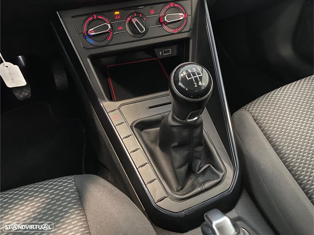 VW Polo 1.0 Confortline - 25