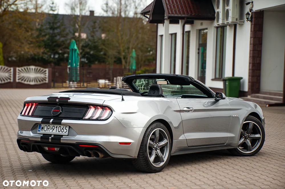 Ford Mustang - 29