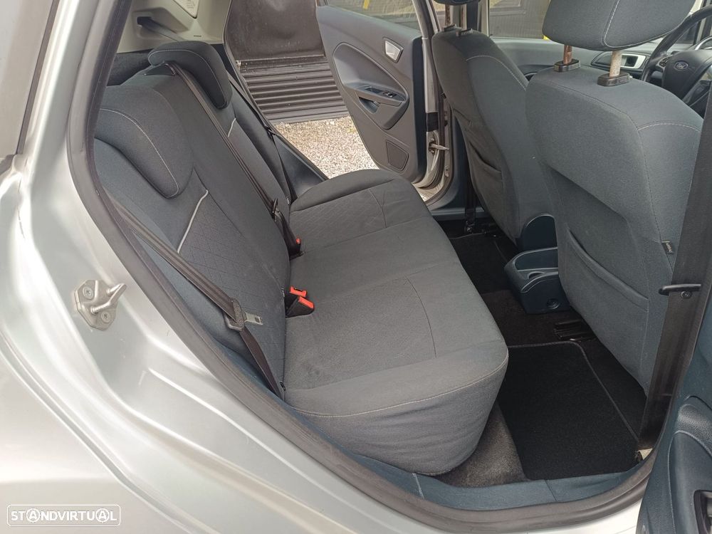 Ford Fiesta 1.4 TDCI Titanium - 11