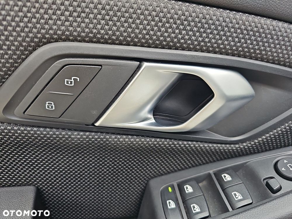 BMW Seria 3 318d Advantage - 29