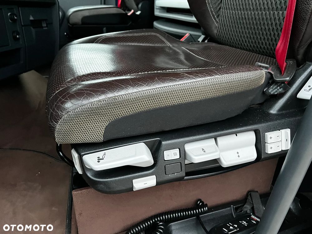 Renault T520 6x2 PUSHER CAŁA NA PODUSZKACH  BOGATA WERSJA WYPOSAŻENIA SERWISOWANA - 11