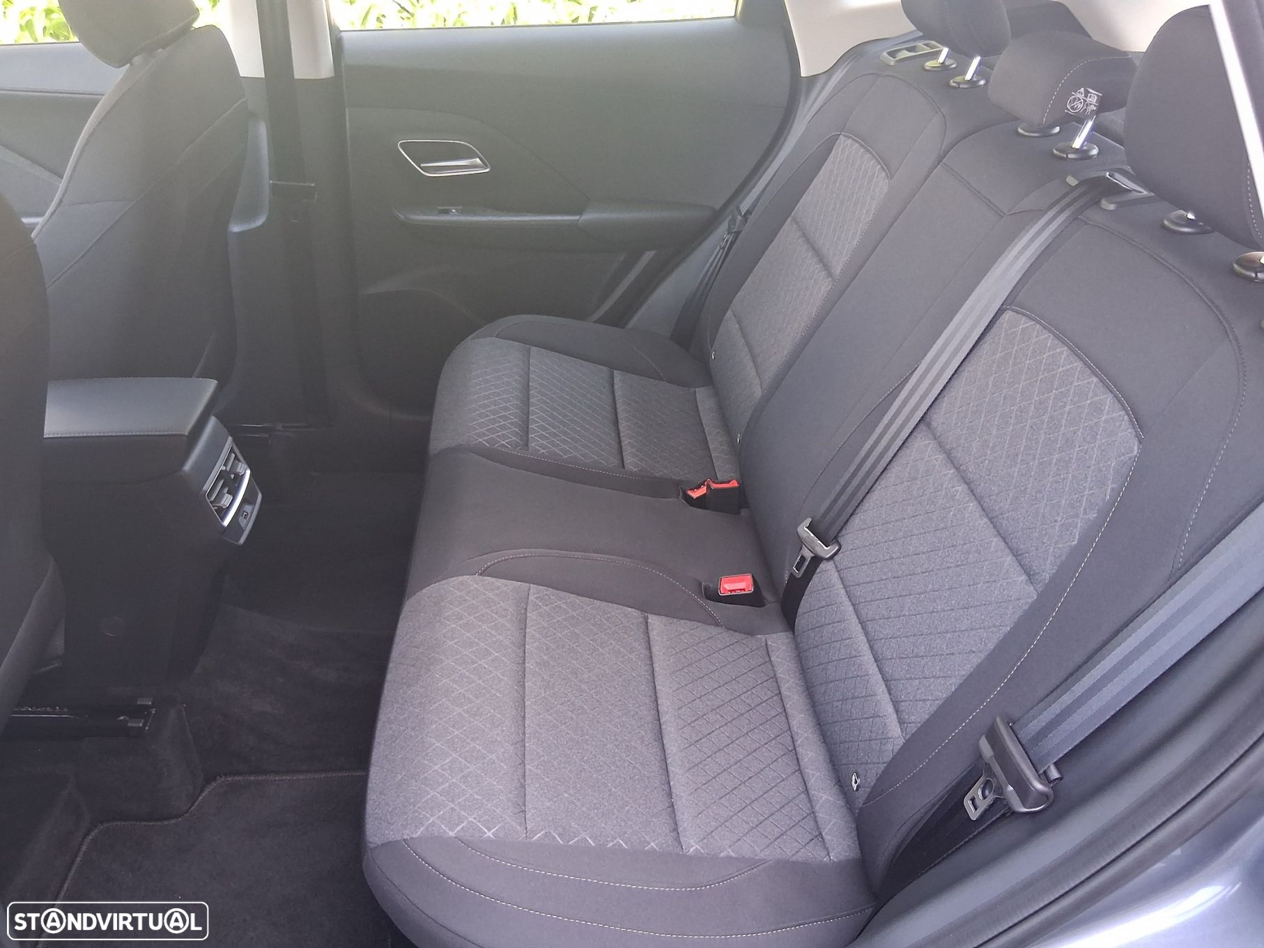 MG ZS 1.5 Hybrid+ Comfort - 56