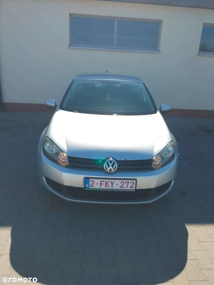 Volkswagen Golf 1.6 TDI DPF BlueMotion - 9