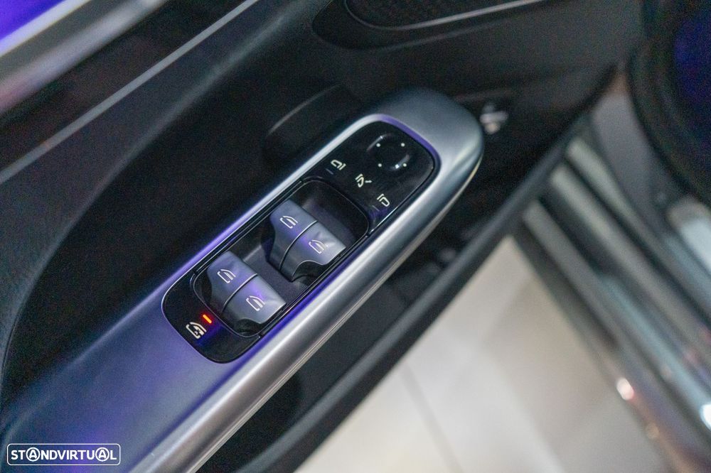 Mercedes-Benz C 300 e 9G-TRONIC AMG Line Advanced - 36