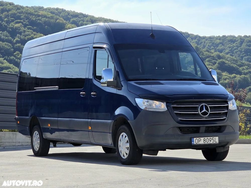 Mercedes-Benz Sprinter - 1