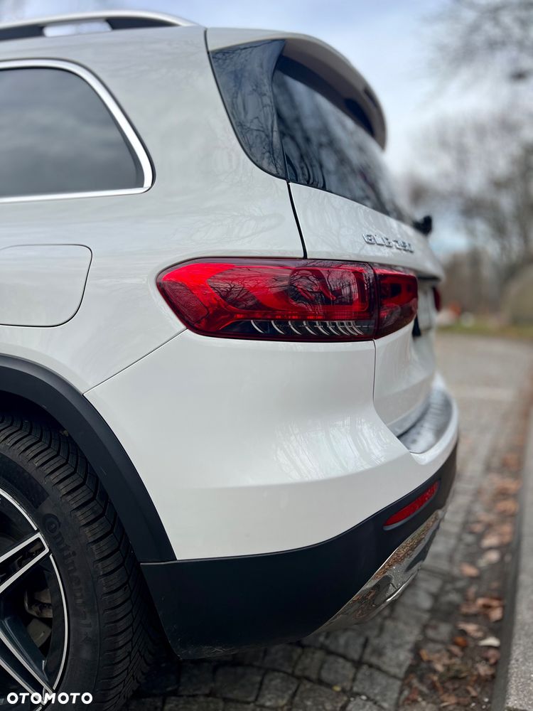 Mercedes-Benz GLB 250 8G-DCT - 10