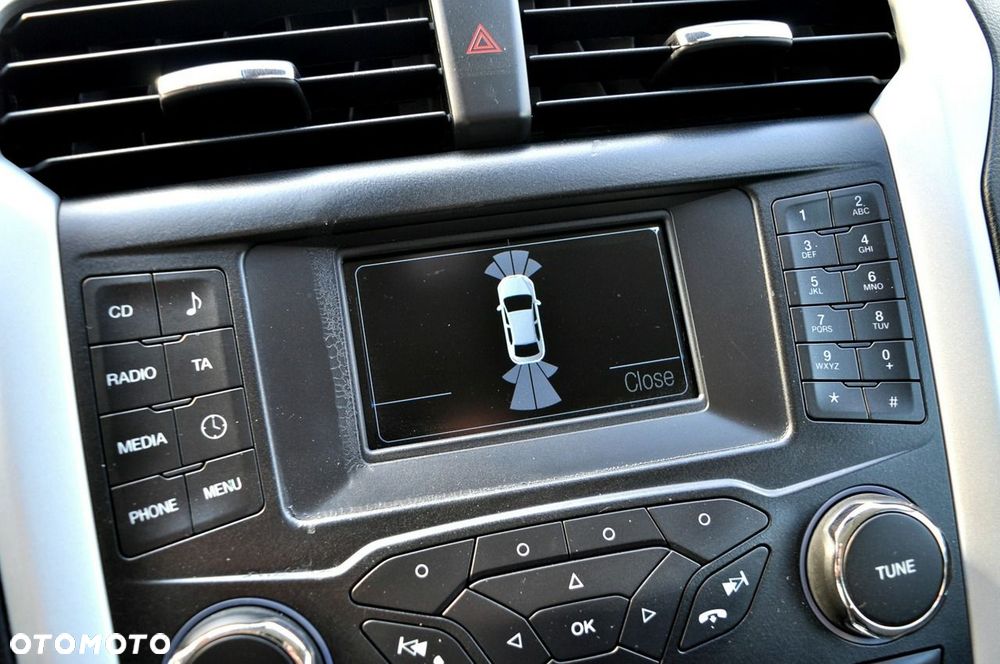 Ford Mondeo 2.0 TDCi Ambiente - 28