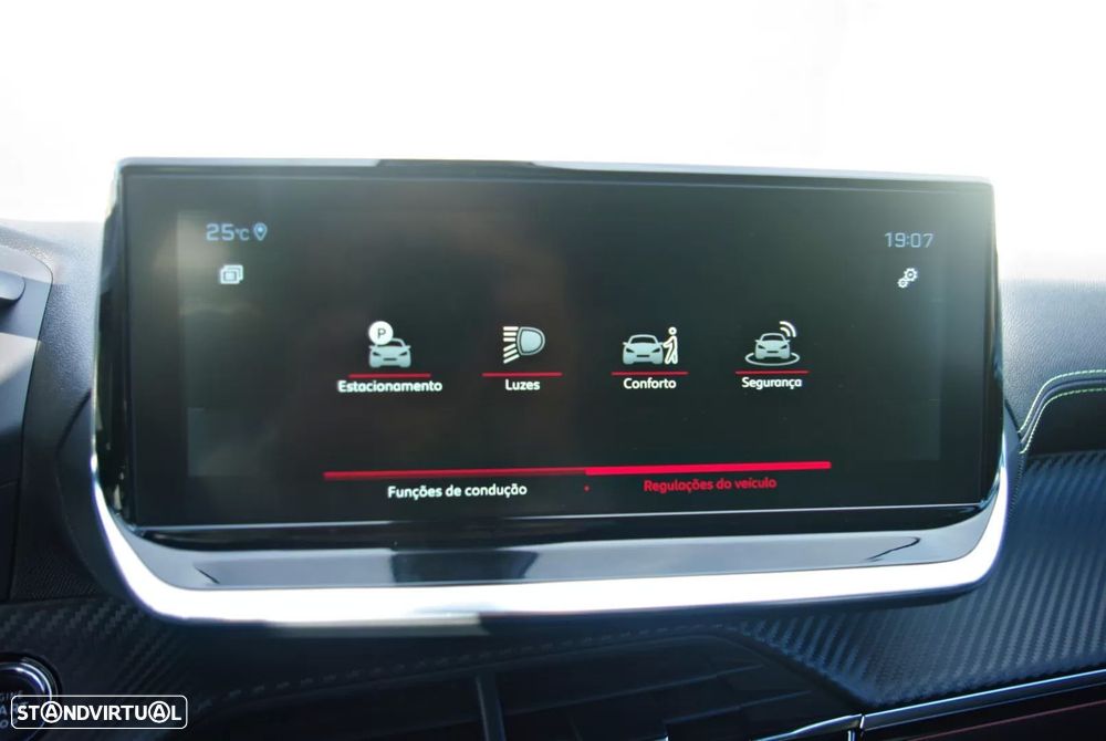 Peugeot 2008 1.2 PureTech GT Line EAT8 - 37