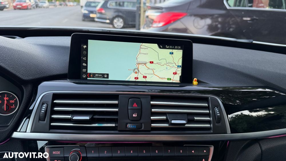 BMW Seria 3 320d xDrive AT - 26
