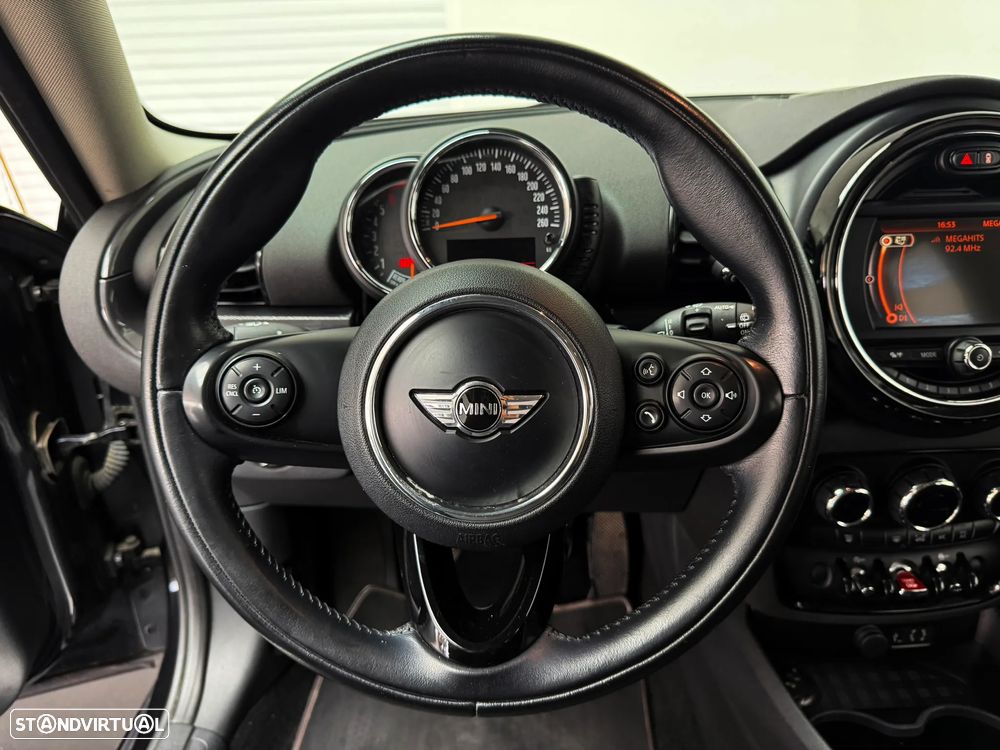 MINI Clubman One D - 13