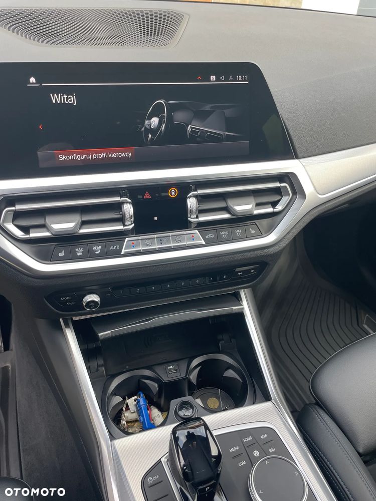 BMW Seria 3 320d xDrive - 9