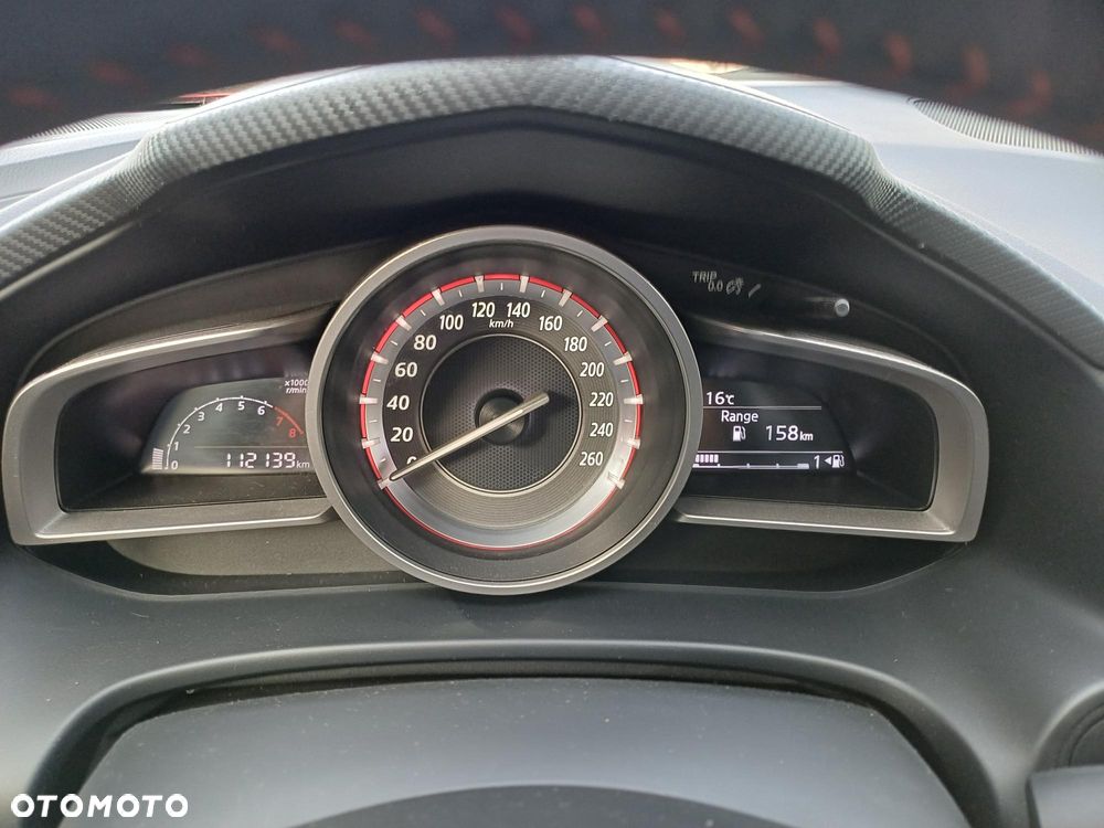 Mazda 3 SKYACTIV-G 120 NAKAMA - 30