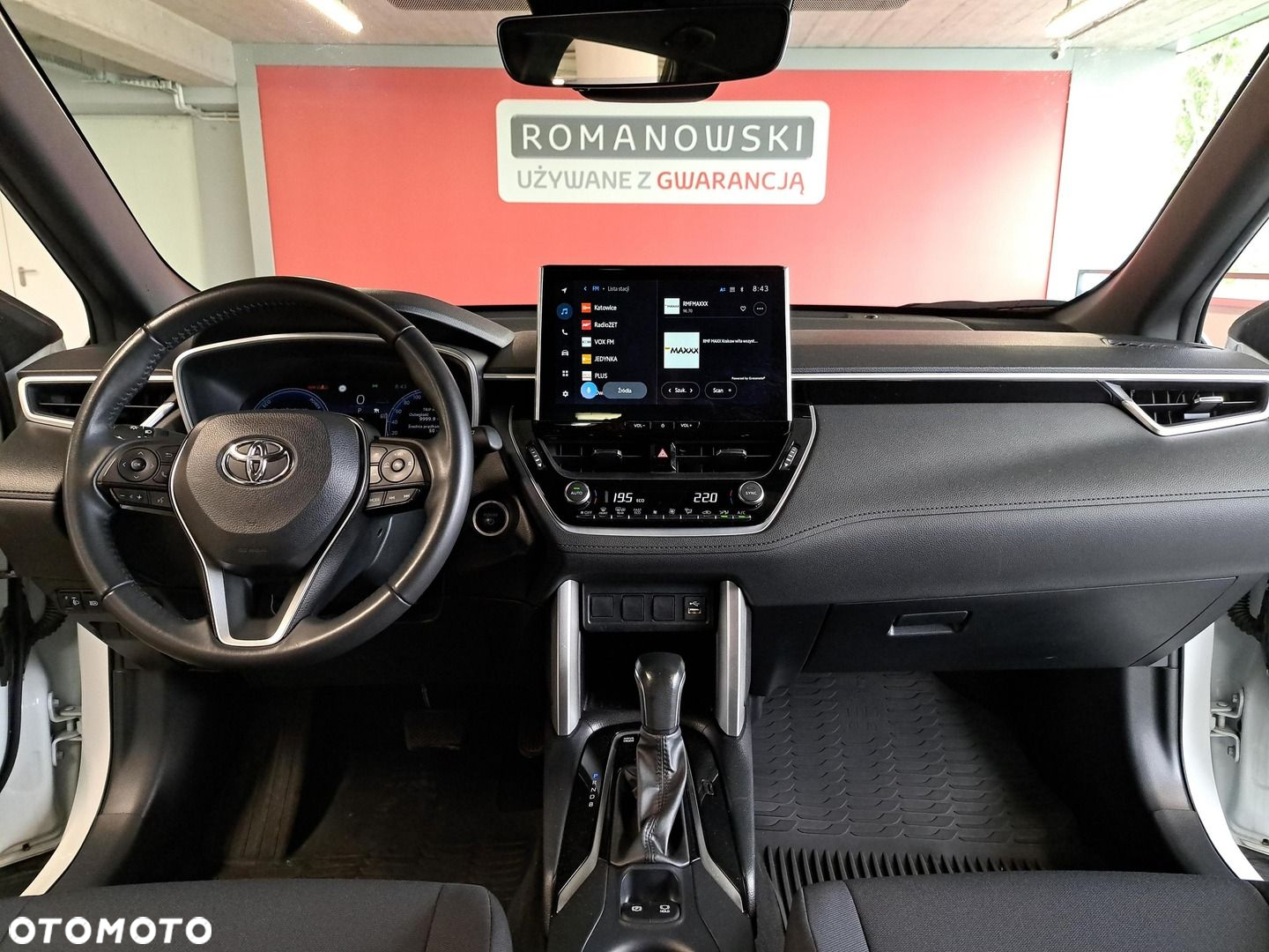 Toyota Corolla Cross - 17